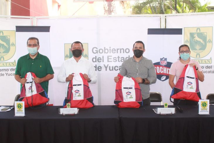 Presentan la Liga Escolar NFL de Tochito Bandera 2022 en Yucatán
